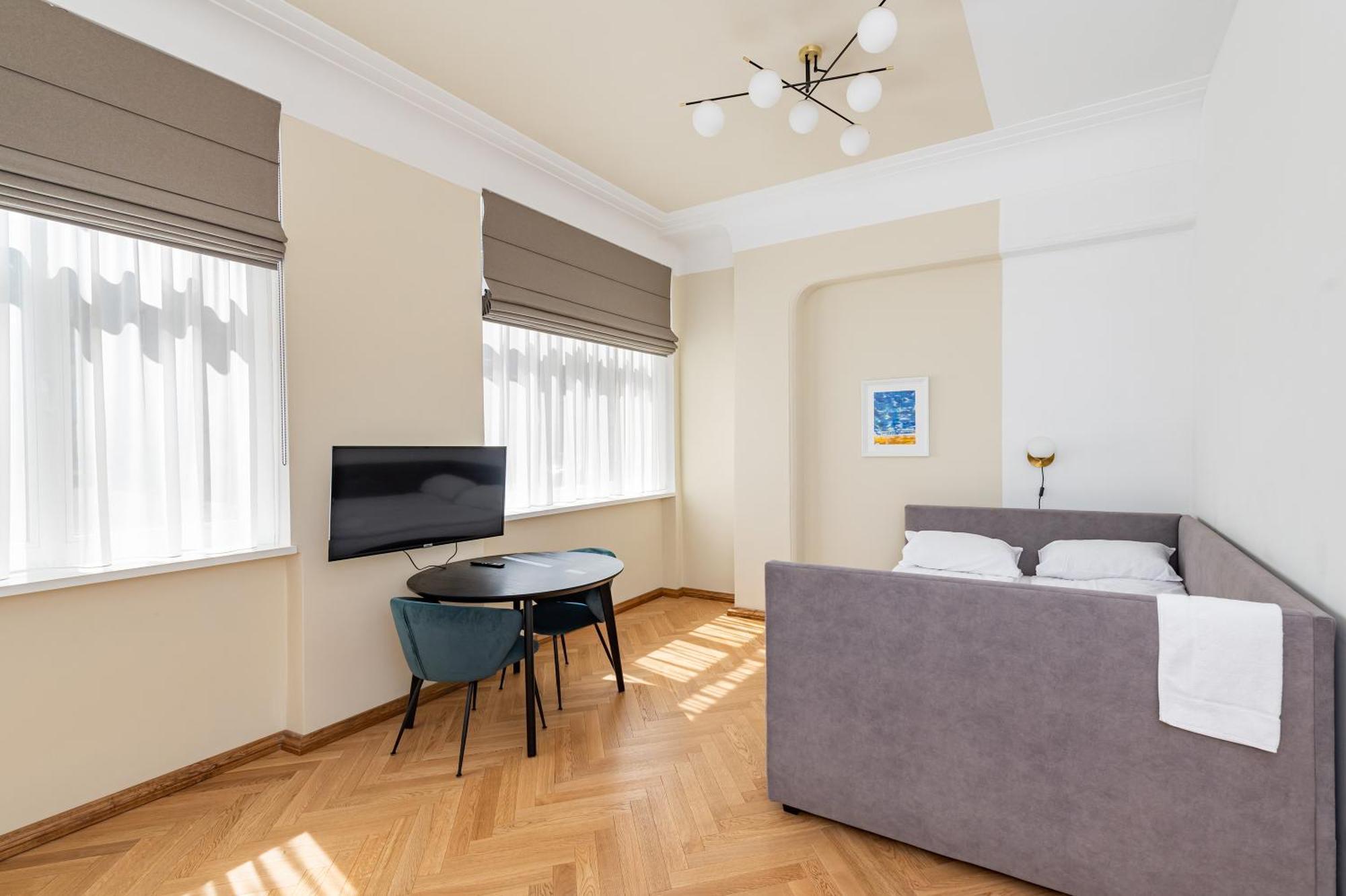 Park Avenue Apartments By Hostlovers 考纳斯 外观 照片