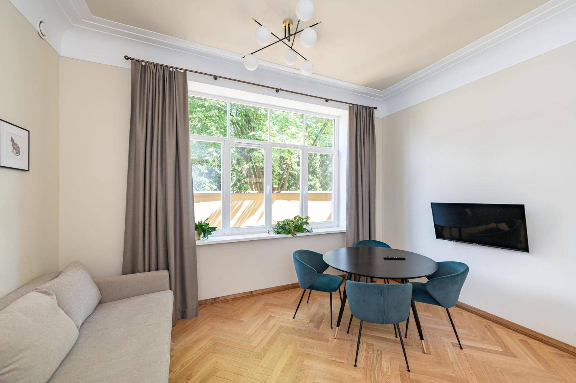 Park Avenue Apartments By Hostlovers 考纳斯 外观 照片