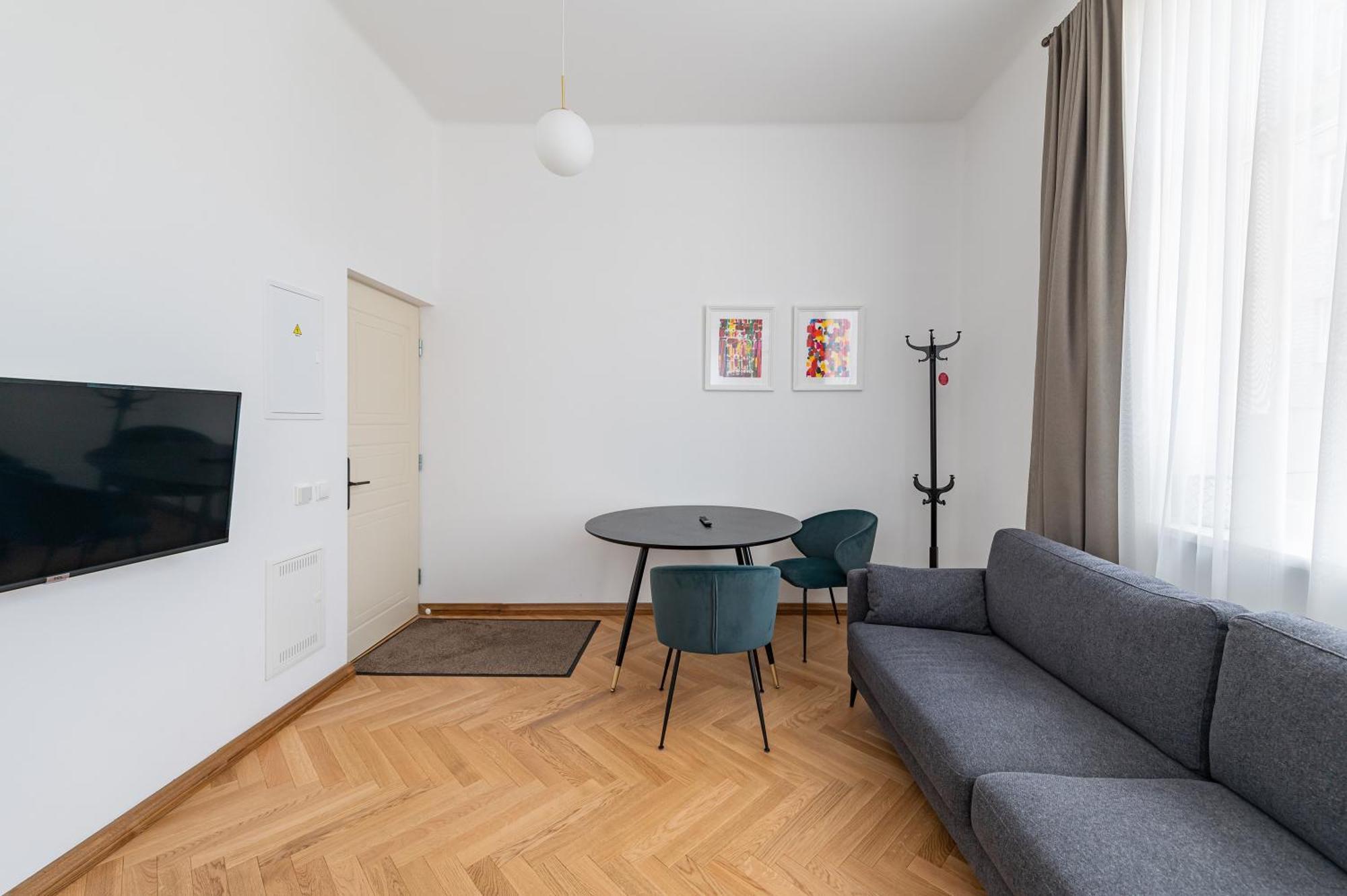 Park Avenue Apartments By Hostlovers 考纳斯 外观 照片