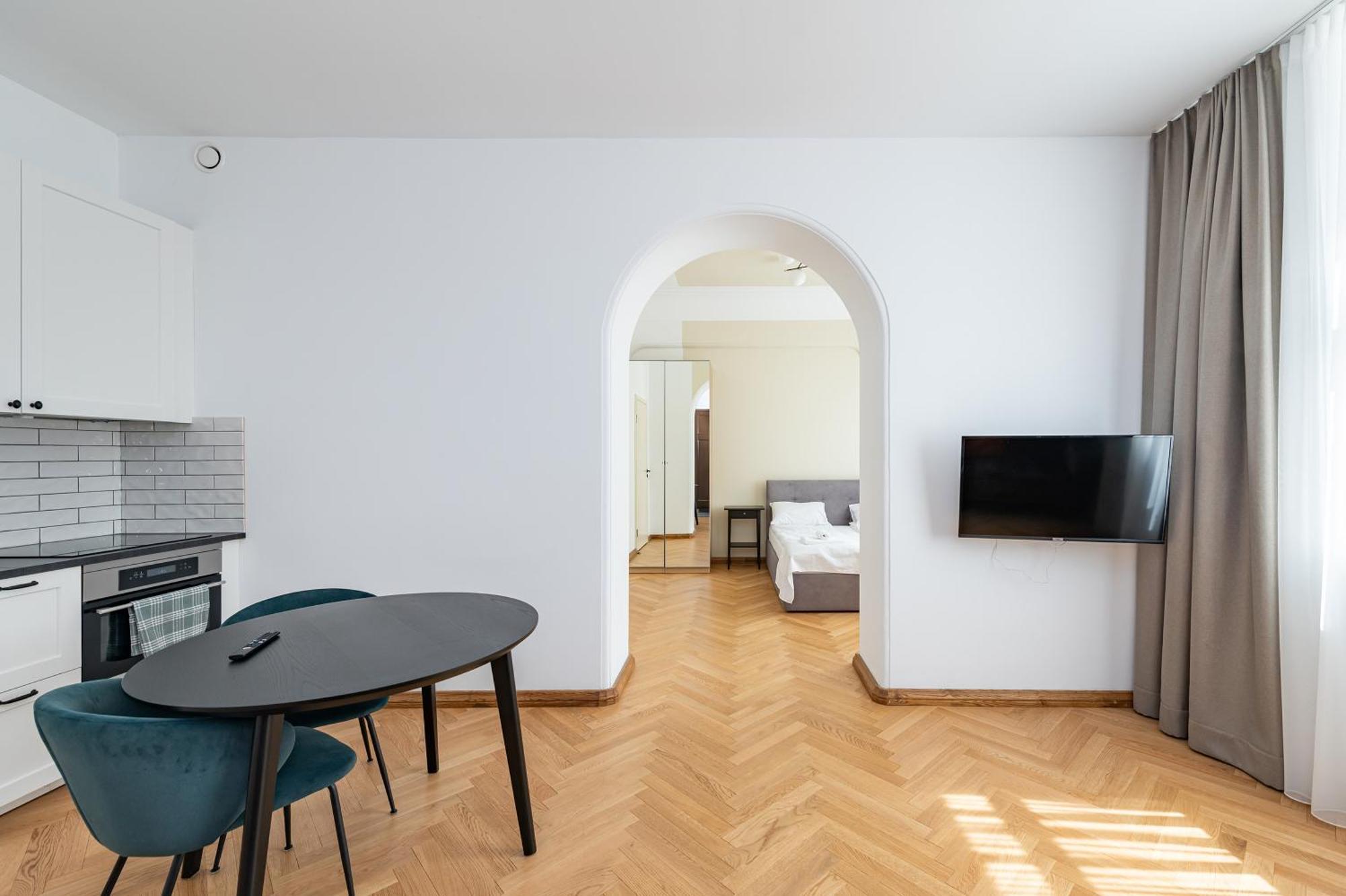 Park Avenue Apartments By Hostlovers 考纳斯 外观 照片